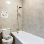 Apartament Quiet Traditional - 3-bedroom *
