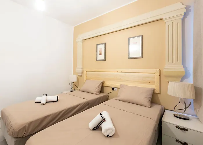 Quiet Traditional - 3-bedroom Rabat